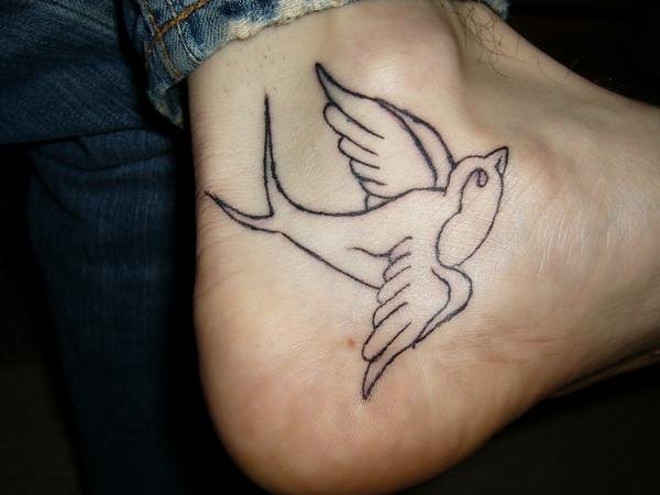 Tattoo Designs: Sparrow Tattoos
